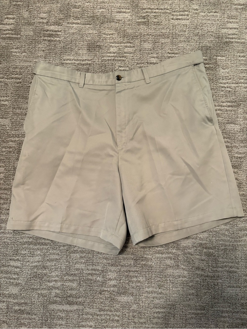 Haggar Men's Beige Flat Front Shorts